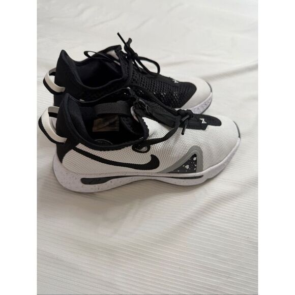 Nike PG 4 Oreo White Black Basketball Sneakers Shoes Size 7 main image 4